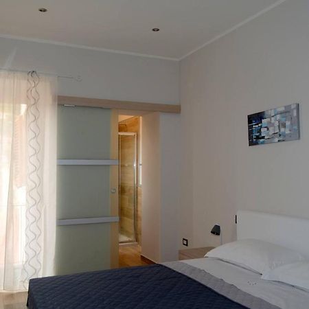 Bed and Breakfast Le Scalette Ла-Маддалена Экстерьер фото
